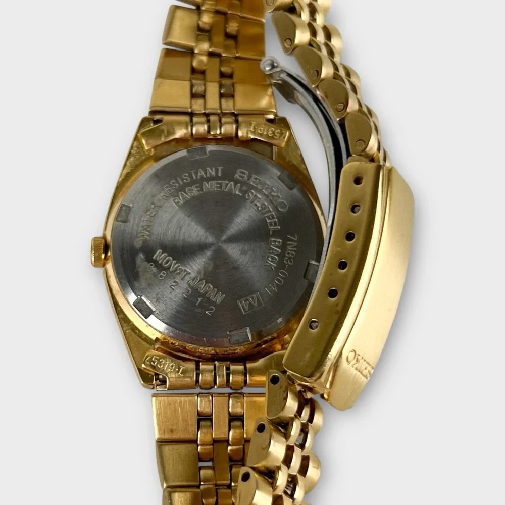 Vintage Seiko Quartz Gold Tone Day Date Black Dial Women's Watch - Picture 3 of 7